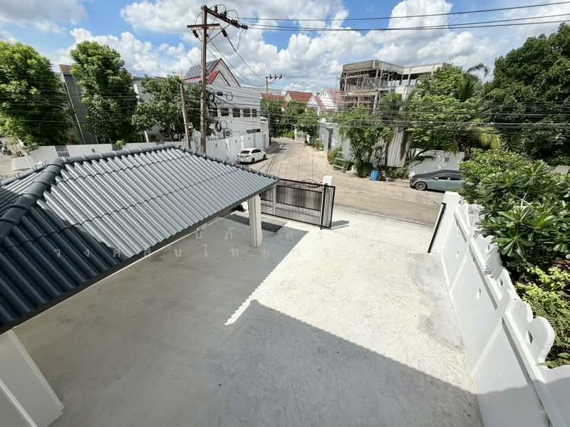 หมู่บ้านกรุงทอง4 ถนนนวมินทร์ ซอยนวมินทร์ 111 แขวงรามอินทรา เขตคั, กรุงเทพ, นวมินทร์111, รามอินทรา, คันนายาว, กรุงเทพ, 200 ตร.ม., บ้านเดี่ยว ขาย, โดย นภัสศรณ์ วงศ์สินไทยกร (นันท์), 500331023 - DDproperty.com