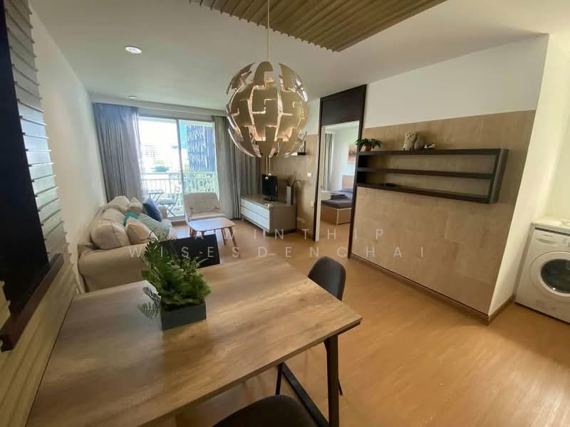 Plus 38 Hip, Bangkok, 5 Soi Sukhumvit 38, Phra Kanong, Khlong Toei, Bangkok, 1 Bedroom, 48 sqm, Condo For Rent, by Kawinthip Wisesdenchai, 500331038 - DDproperty.com
