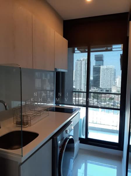 Life Asoke, Bangkok, Asoke-Dindang Road, Bang Kapi, Huai Khwang, Bangkok, 1 Bedroom, 30 sqm, Condo For Rent, by Natnicha Khamvilai, 500331051 - DDproperty.com