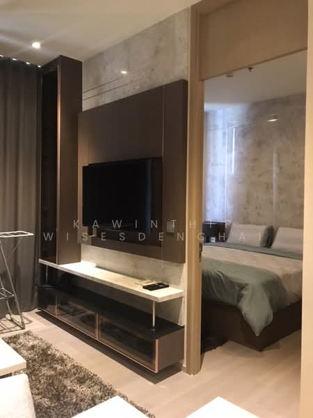 The Esse Asoke, Bangkok, 333 Soi Sukhumvit 21, Sukhumvit Road, Khlongtoei Nua, Watthana, Bangkok, 1 Bedroom, 37 sqm, Condo For Rent, by Kawinthip Wisesdenchai, 500331097 - DDproperty.com