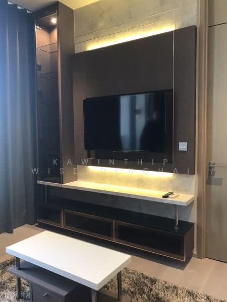 The Esse Asoke, Bangkok, 333 Soi Sukhumvit 21, Sukhumvit Road, Khlongtoei Nua, Watthana, Bangkok, 1 Bedroom, 37 sqm, Condo For Rent, by Kawinthip Wisesdenchai, 500331097 - DDproperty.com