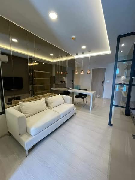 Vtara Sukhumvit 36, Bangkok, 118 Soi Saen Sabai, Phra Kanong, Khlong Toei, Bangkok, 1 Bedroom, 32 sqm, Condo For Rent, by Kawinthip Wisesdenchai, 500331124 - DDproperty.com