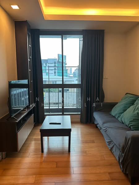Focus Ploenchit, Bangkok, Soi Sukhumvit 2, Khlong Toei, Bangkok, 1 Bedroom, 35 sqm, Condo For Rent, by Natnicha Khamvilai, 500331166 - DDproperty.com