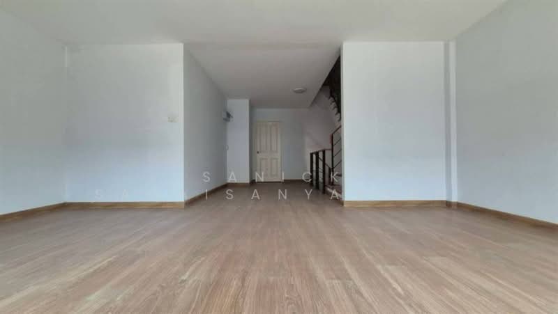 undefined, Bangkok, Si Khan, Don Mueang, Bangkok, 3 Bedrooms, 150 sqm, Townhouse For Sale, by Sanick Sawaisanyakorn, 500331183 - DDproperty.com
