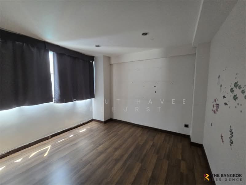 Townhouse area Pradit Manuthum,Prasert Manukit , Navamin, กรุงเทพ, ลาดพร้าว, กรุงเทพ, 280 ตร.ม., ทาวน์เฮ้าส์ ขาย, โดย Sirirut Havee Akehurst, 500331214 - DDproperty.com