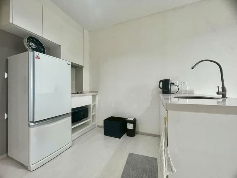 Rhythm Sukhumvit 42, Bangkok, Soi Sukhumvit 42, Sukhumvit Road, Phra Kanong, Khlong Toei, Bangkok, 1 Bedroom, 45 sqm, Condo For Sale, by Chirattiya Lakkham, 500331246 - DDproperty.com