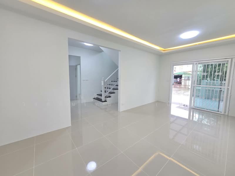 Pruksa Village 1 Lumlukka Klong 6, Pathum Thani, Soi Bueng Kham Phroi, Bung Kham Proi, Lam Luk Ka, Pathum Thani, 4 Bedrooms, 200 sqm, Single Detached House For Sale, by นภัสศรณ์ วงศ์สินไทยกร (นันท์), 500331258 - DDproperty.com