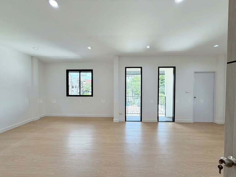 หมู่บ้านกรุงทอง 4 ซอยนวมินทร์ 111, Bangkok, นวมินทร์, Ram Inthra, Khan Na Yao, Bangkok, 3 Bedrooms, 150 sqm, Single Detached House For Sale, by ปุณณภา นารานนทชัย, 500331269 - DDproperty.com
