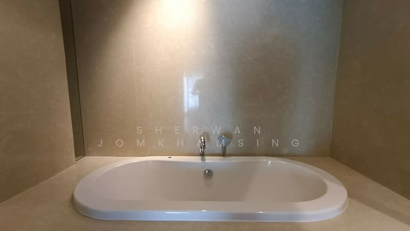 The Madison, Bangkok, Sukhumvit 41, Khlong Tan Nua, Watthana, Bangkok, 2 Bedrooms, 115 sqm, Condo For Rent, by Sherwan Jomkhamsing, 500331271 - DDproperty.com