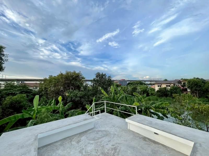 เช่า บ้าน 2 ชั้น ลาดกระบัง ใกล้สนามบินสุวรรณภูมิ, Bangkok, Lat Krabang, Bangkok, 5 Bedrooms, 250 sqm, Single Detached House For Rent, by Airada Parasarn, 500331305 - DDproperty.com