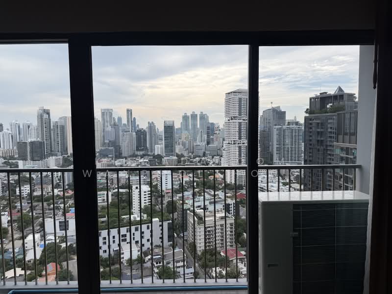Noble Remix, Bangkok, 772 Soi Sukhumvit 36, Sukhumvit Road, Khong Tan, Khlong Toei, Bangkok, 3 Bedrooms, 120 sqm, Condo For Rent, by Kitsadapoom Wanpholthong, 500331313 - DDproperty.com