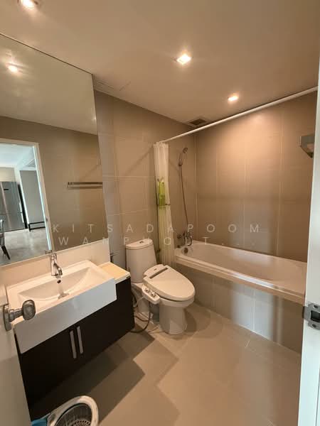 Noble Remix, Bangkok, 772 Soi Sukhumvit 36, Sukhumvit Road, Khong Tan, Khlong Toei, Bangkok, 3 Bedrooms, 120 sqm, Condo For Rent, by Kitsadapoom Wanpholthong, 500331313 - DDproperty.com