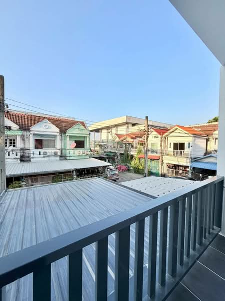 บ้านสวย ทำเลดี ใจกลางเมืองนนทบุรี หมู่บ้านเฉลิมรัชดา บางศรีเมือง ใกล้สะพานมหาเจษฎาฯ, Nonthaburi, บางศรีเมือง - วัดโบสถ์ดอนพรหม, Bang Sri Muang, Muang Nonthaburi, Nonthaburi, 3 Bedrooms, 110 sqm, Townhouse For Sale, by บุษบากร (เจี๊ยบ), 500331316 - DDproperty.com