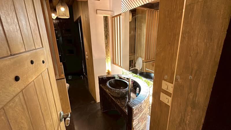 Baan Rungnapa 1, Bangkok, 423 Moobaan Setthakit, Bang Kae Nua, Bang Khae, Bangkok, 4 Bedrooms, 5,000 sqm, Single Detached House For Sale, by วรัทยา สีหนาทสกุล, 500331323 - DDproperty.com