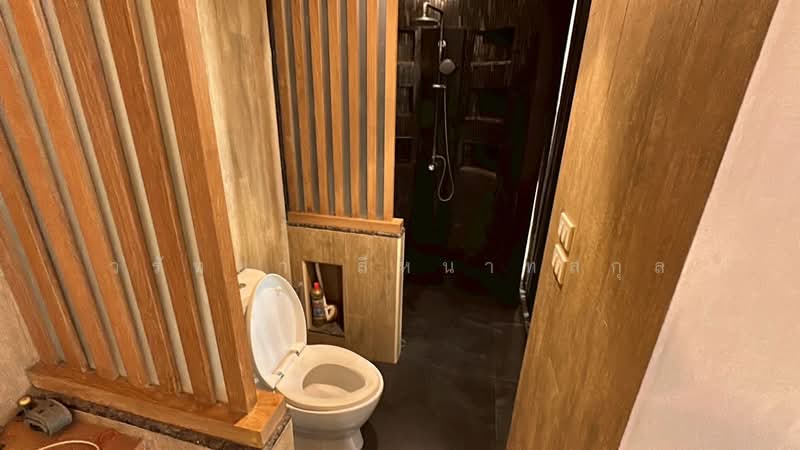 Baan Rungnapa 1, Bangkok, 423 Moobaan Setthakit, Bang Kae Nua, Bang Khae, Bangkok, 4 Bedrooms, 5,000 sqm, Single Detached House For Sale, by วรัทยา สีหนาทสกุล, 500331323 - DDproperty.com
