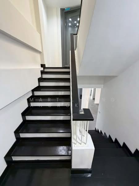 Townhouse Sukhumvit 101, Bangkok, Phra Kanong Nua, Watthana, Bangkok, 4 Bedrooms, 266 sqm, Townhouse For Sale, by Smart Living Bangkok Co.,Ltd., 500331334 - DDproperty.com