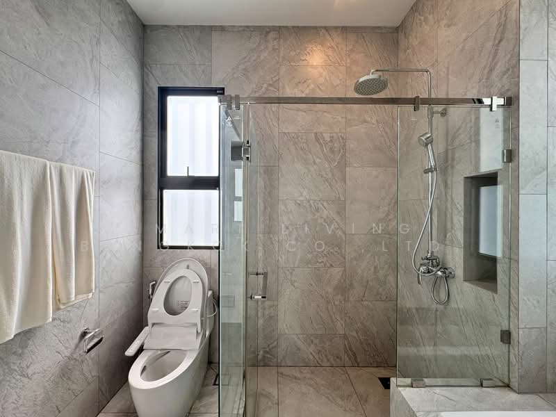 Artique Ramkhamhaeng, Bangkok, Saphan Sung, Bangkok, 4 Bedrooms, 360 sqm, Single Detached House For Sale, by Smart Living Bangkok Co.,Ltd., 500331344 - DDproperty.com