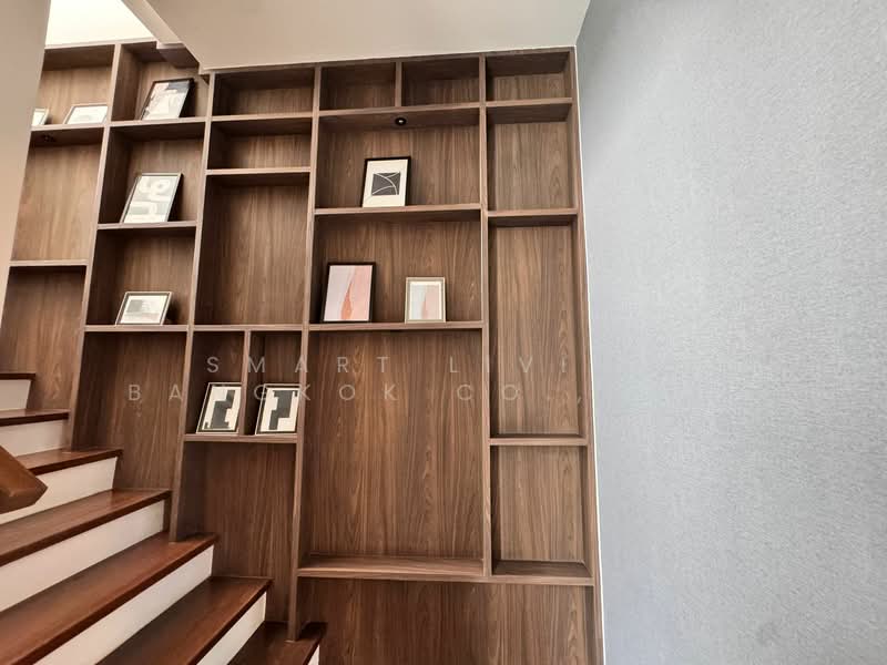 Artique Ramkhamhaeng, Bangkok, Saphan Sung, Bangkok, 4 Bedrooms, 360 sqm, Single Detached House For Sale, by Smart Living Bangkok Co.,Ltd., 500331344 - DDproperty.com