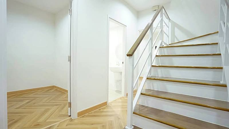 ทาวน์โฮม 3 ชั้น สไตล์โมเดิร์น #หมู่บ้านแอทไนซ์ วัชรพลซอย 9 – เทพรักษ์ ใกล้บิ๊กซี สะพานใหม่, Bangkok, วัชรพล, Khlong Tanon, Sai Mai, Bangkok, 3 Bedrooms, 140 sqm, Townhouse For Sale, by บุษบากร (เจี๊ยบ), 500331346 - DDproperty.com