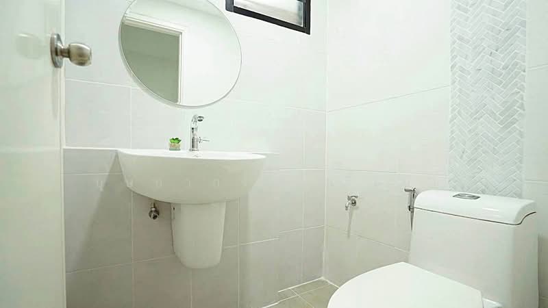 ทาวน์โฮม 3 ชั้น สไตล์โมเดิร์น #หมู่บ้านแอทไนซ์ วัชรพลซอย 9 – เทพรักษ์ ใกล้บิ๊กซี สะพานใหม่, กรุงเทพ, วัชรพล, คลองถนน, สายไหม, กรุงเทพ, 140 ตร.ม., ทาวน์เฮ้าส์ ขาย, โดย บุษบากร (เจี๊ยบ), 500331346 - DDproperty.com