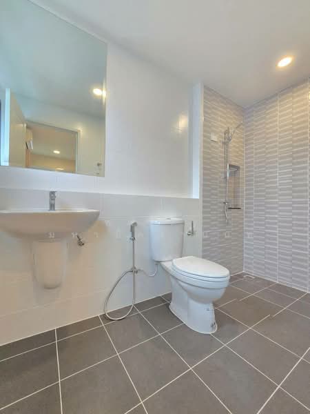 CENTRO Thawiwatthana, Bangkok, Soi Thawiwatthana 1, Thawiwatthana Road, Nong Kang Plu, Nong Khaem, Bangkok, 4 Bedrooms, 301 sqm, Single Detached House For Sale, by พเนตร มหามิตรานนท์, 500331369 - DDproperty.com