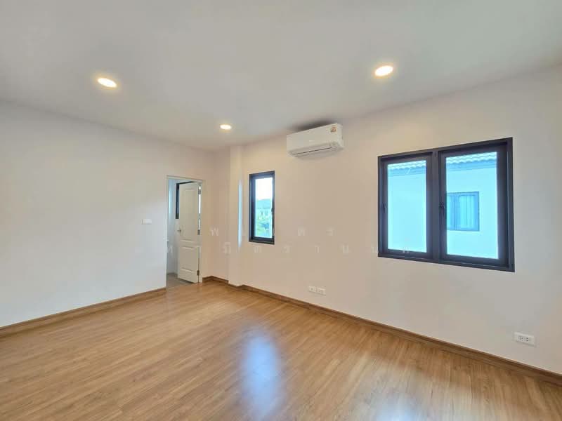 CENTRO Thawiwatthana, Bangkok, Soi Thawiwatthana 1, Thawiwatthana Road, Nong Kang Plu, Nong Khaem, Bangkok, 4 Bedrooms, 301 sqm, Single Detached House For Sale, by พเนตร มหามิตรานนท์, 500331369 - DDproperty.com