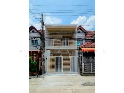 ขาย - ทาวน์เฮ้าส์ : หมู่บ้านพรทิพย์ บางศรีเมือง, นนทบุรี