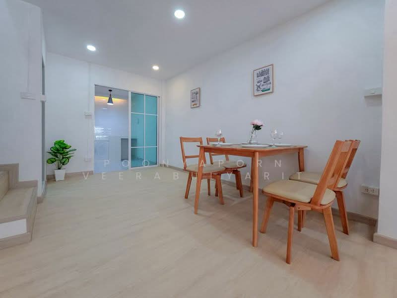 ทาวน์เฮ้าส์ : หมู่บ้านพรทิพย์ บางศรีเมือง, Nonthaburi, Bang Sri Muang, Muang Nonthaburi, Nonthaburi, 2 Bedrooms, 136 sqm, Townhouse For Sale, by Poonyaporn Veerabulyarit, 500331370 - DDproperty.com