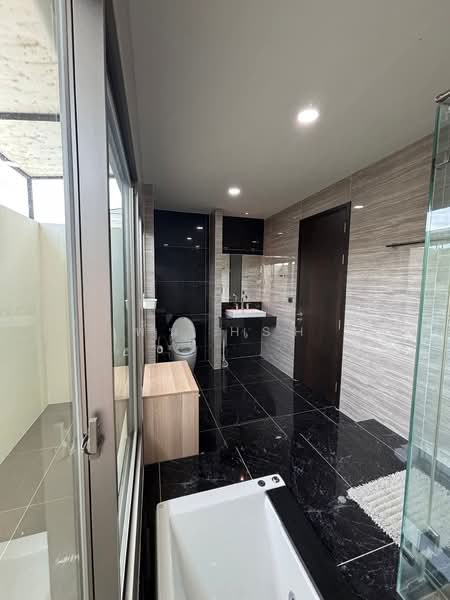 Perfect Place Sukhumvit 77-Suvarnabhumi : เพอร์เฟค เพลส สุขุมวิท77-สุวรรณภูมิ, สมุทรปราการ, ถนนลาดกระบัง, ราชาเทวะ, บางพลี, สมุทรปราการ, 300 ตร.ม., บ้านเดี่ยว ให้เช่า, โดย พั้น HSH, 500331378 - DDproperty.com