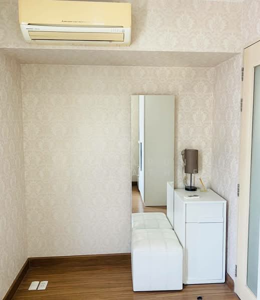 My Resort Bangkok, Bangkok, 1724 Petchaburi Road, Bang Kapi, Huai Khwang, Bangkok, 2 Bedrooms, 65 sqm, Condo For Rent, by Patsarun Leelasathien, 500331388 - DDproperty.com