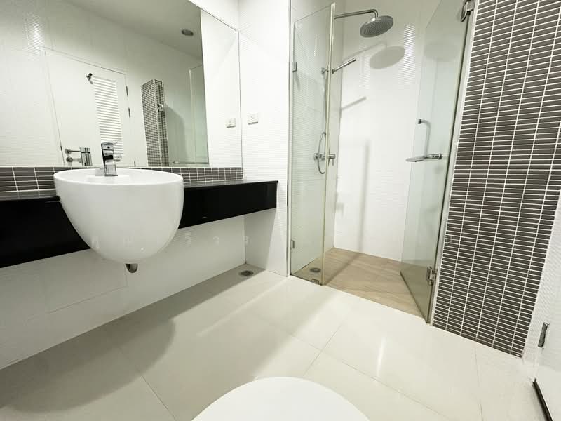 The Fourwings Residence, Bangkok, 335 Srinakarin, Hua Mak, Bang Kapi, Bangkok, 1 Bedroom, 68 sqm, Condo For Rent, by คุณรวีวรรณ อู่เงิน, 500331502 - DDproperty.com