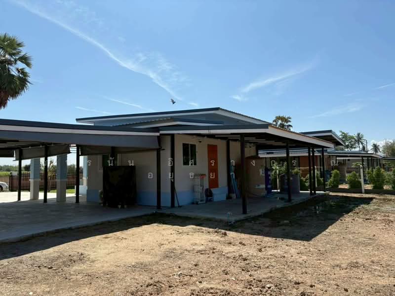 บ้านเดี่ยว 1 ชั้น ตำบลทัพหลวง อำเภอหนองหญ้าไซ จังหวัดสุพรรณบุรี, Suphan Buri, Nong Ya Zai, Nong Ya Sai, Suphan Buri, 2 Bedrooms, 600 sqm, Single Detached House For Sale, by ภัทรนัน อิศรางกูร ณ อยุธยา, 500331507 - DDproperty.com