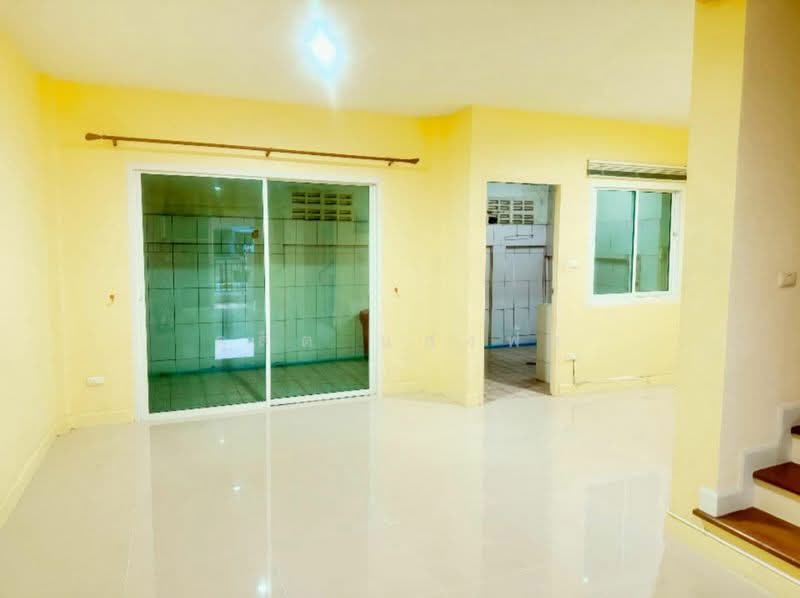 ให้เช่าถูกทาวน์โฮม ม.เดอะเซ็นทรัล2 ศรีราชา, Chon Buri (Pattaya), Surasak, Si Racha, Chon Buri (Pattaya), 3 Bedrooms, 71 sqm, Townhouse For Rent, by Dusit Saengfa, 500331511 - DDproperty.com
