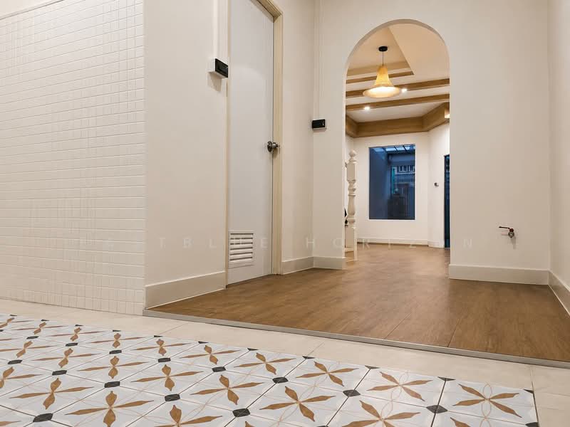 Townhouse Area Latphrao, Bangkok, Khlong Chan, Bang Kapi, Bangkok, 2 Bedrooms, 110 sqm, Townhouse For Sale, by Eastblue Horizon, 500331534 - DDproperty.com