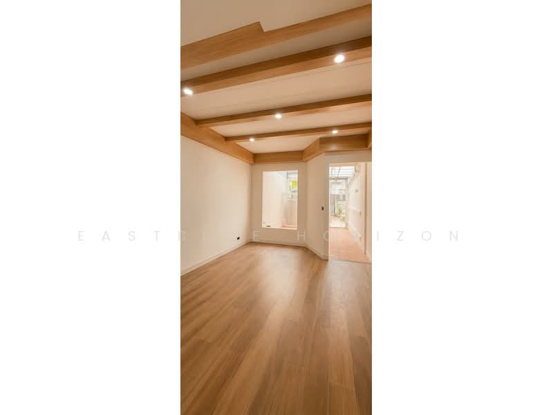 Townhouse Area Latphrao, Bangkok, Khlong Chan, Bang Kapi, Bangkok, 2 Bedrooms, 110 sqm, Townhouse For Sale, by Eastblue Horizon, 500331534 - DDproperty.com