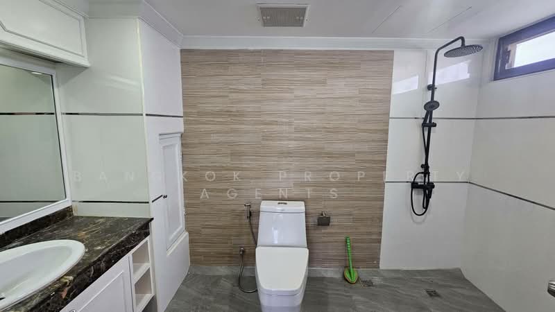 Wattana Heights, Bangkok, Sukhumvit Road, Khlongtoei Nua, Watthana, Bangkok, 3 Bedrooms, 339 sqm, Condo For Rent, by BANGKOK PROPERTY AGENTS, 500331565 - DDproperty.com