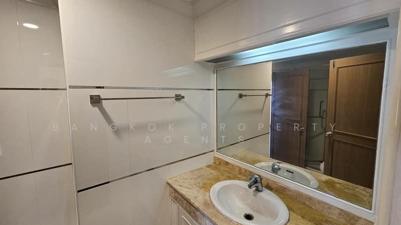 Wattana Heights, Bangkok, Sukhumvit Road, Khlongtoei Nua, Watthana, Bangkok, 3 Bedrooms, 339 sqm, Condo For Rent, by BANGKOK PROPERTY AGENTS, 500331565 - DDproperty.com