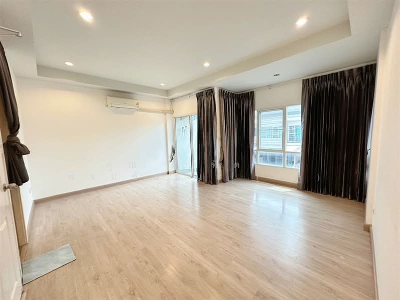 มายโฮม รามอินทรา 8 ( My Home Ramintra 8 ), กรุงเทพ, ถนนรามอินทรา, อนุสาวรีย์, บางเขน, กรุงเทพ, 120 ตร.ม., ทาวน์เฮ้าส์ ขาย, โดย คุณ อาทิตยา พรมชัยชนะ (พลู), 500331570 - DDproperty.com