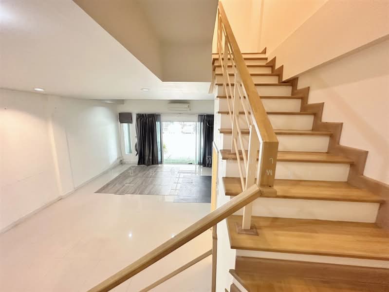 มายโฮม รามอินทรา 8 ( My Home Ramintra 8 ), กรุงเทพ, ถนนรามอินทรา, อนุสาวรีย์, บางเขน, กรุงเทพ, 120 ตร.ม., ทาวน์เฮ้าส์ ขาย, โดย คุณ อาทิตยา พรมชัยชนะ (พลู), 500331570 - DDproperty.com