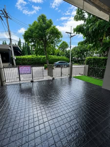 Baan Lumpini Town Ville Rangsit Klong 2 : บ้านลุมพินี ทาวน์วิลล์ รังสิต คลอง 2, ปทุมธานี, ซอยรังสิต-นครนายก54, ประชาธิปัตย์, ธัญบุรี, ปทุมธานี, 105 ตร.ม., ทาวน์เฮ้าส์ ขาย, โดย Connex Property, 500331647 - DDproperty.com