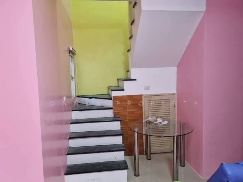 Pruksa Ville 10 Petchkasem-Phutthamonthon Sai 4, Nakhon Pathom, Soi Krathum Lom 19, Phutthamonthon Sai 4 Road, Krathum Lom, Sam Phran, Nakhon Pathom, 4 Bedrooms, 110 sqm, Townhouse For Sale, by Connex Property, 500331679 - DDproperty.com
