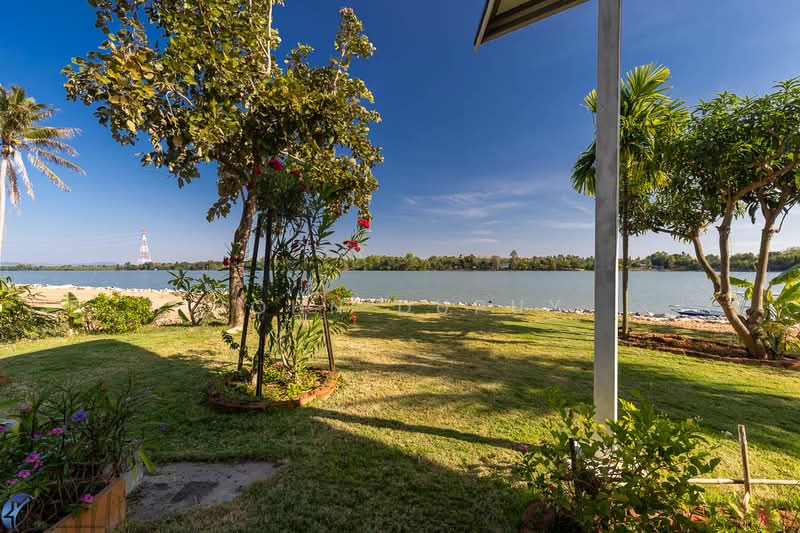 Phibun Mangsahan, Ubon Ratchathani, Sai Mun, Phibun Mangsahan, Ubon Ratchathani, 5 Bedrooms, 275 sqm, Single Detached House For Sale, by John Dupuy, 500331688 - DDproperty.com