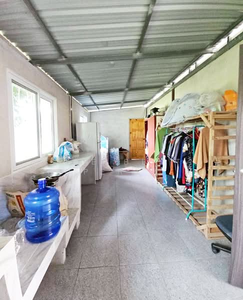 บ้านเดี่ยวพร้อมที่ดินเกาะจันทร์ ชลบุรี, Chon Buri (Pattaya), Ko Chun, Ko Chan, Chon Buri (Pattaya), 2 Bedrooms, 100 sqm, Single Detached House For Sale, by The Best Property ส้ม, 500331704 - DDproperty.com