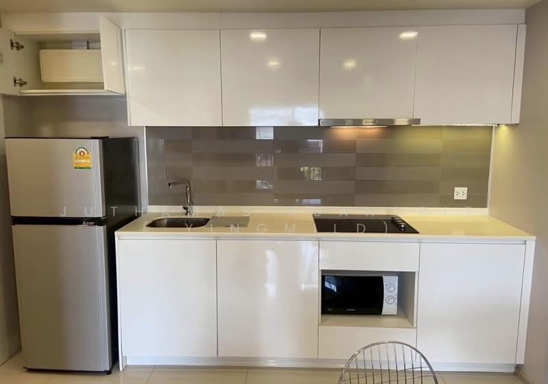 Maestro 03 Ratchada-Rama 9, Bangkok, Soi Ratchadaphisek 3 Ratchadaphisek Road, Din Daeng, Bangkok, 2 Bedrooms, 66 sqm, Condo For Rent, by Juthamas Ruangrit ( YingMild), 500331726 - DDproperty.com