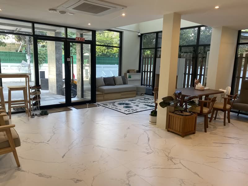 อาคารให้เช่า พร้อมพงษ์ สุขุมวิท : Building for rent, Phrom Phong, Sukhumvit., กรุงเทพ, คลองตันเหนือ, วัฒนา, กรุงเทพ, 480 ตร.ม., ตึกแถว-อาคารพาณิชย์ ให้เช่า, โดย TOAH T., 500331730 - DDproperty.com