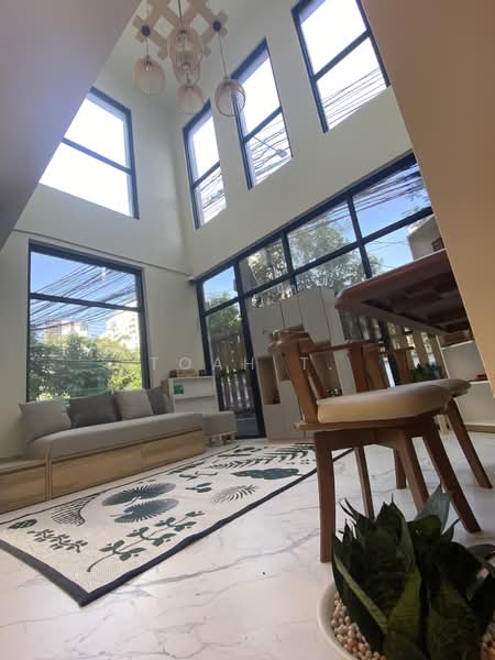 อาคารให้เช่า พร้อมพงษ์ สุขุมวิท : Building for rent, Phrom Phong, Sukhumvit., กรุงเทพ, คลองตันเหนือ, วัฒนา, กรุงเทพ, 480 ตร.ม., ตึกแถว-อาคารพาณิชย์ ให้เช่า, โดย TOAH T., 500331730 - DDproperty.com