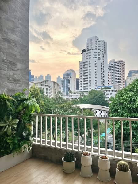 อาคารให้เช่า พร้อมพงษ์ สุขุมวิท : Building for rent, Phrom Phong, Sukhumvit, Bangkok, Khlong Tan Nua, Watthana, Bangkok, , 480 sqm, Shophouse For Rent, by TOAH T., 500331730 - DDproperty.com