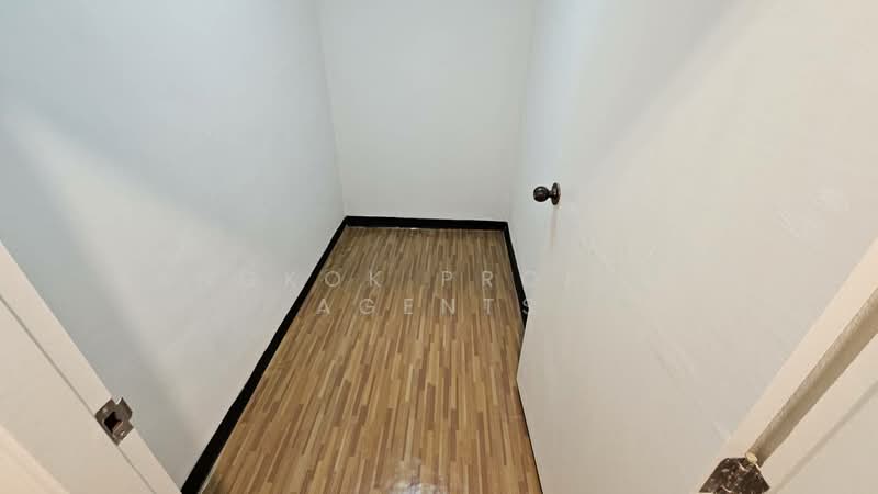Baan Sawasdee, Bangkok, 42-1 Soi Sukhumvit 31, Khlongtoei Nua, Watthana, Bangkok, 3 Bedrooms, 278 sqm, Condo For Rent, by BANGKOK PROPERTY AGENTS, 500331735 - DDproperty.com