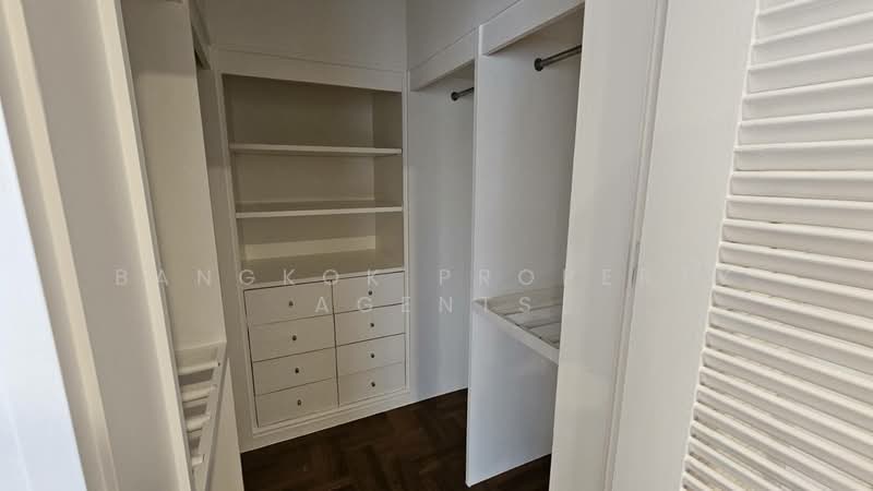 Baan Sawasdee, Bangkok, 42-1 Soi Sukhumvit 31, Khlongtoei Nua, Watthana, Bangkok, 3 Bedrooms, 278 sqm, Condo For Rent, by BANGKOK PROPERTY AGENTS, 500331735 - DDproperty.com