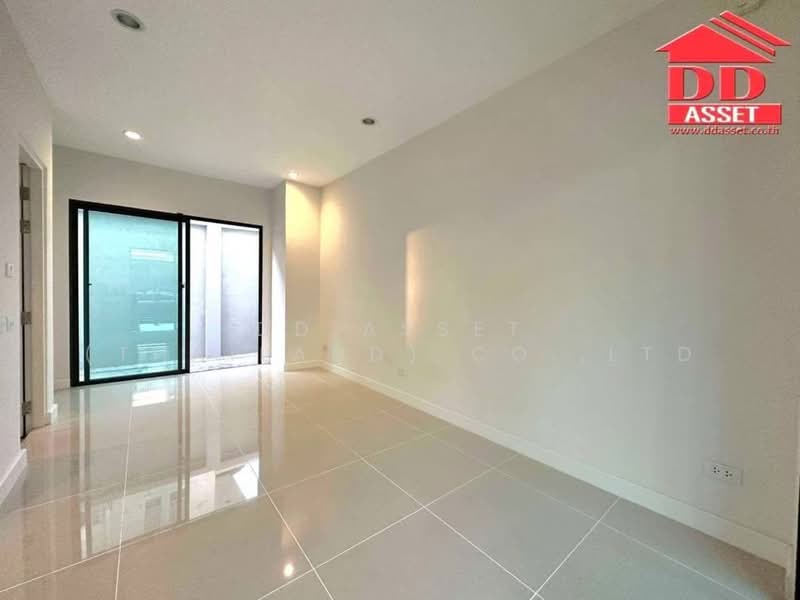 V Compound Bangna-Srinakarin, Samut Prakan, Bang Kaeo, Bang Plee, Samut Prakan, 2 Bedrooms, 24 sqm, Single Detached House For Rent, by DD Asset (Thailand) Co.,Ltd, 500331787 - DDproperty.com